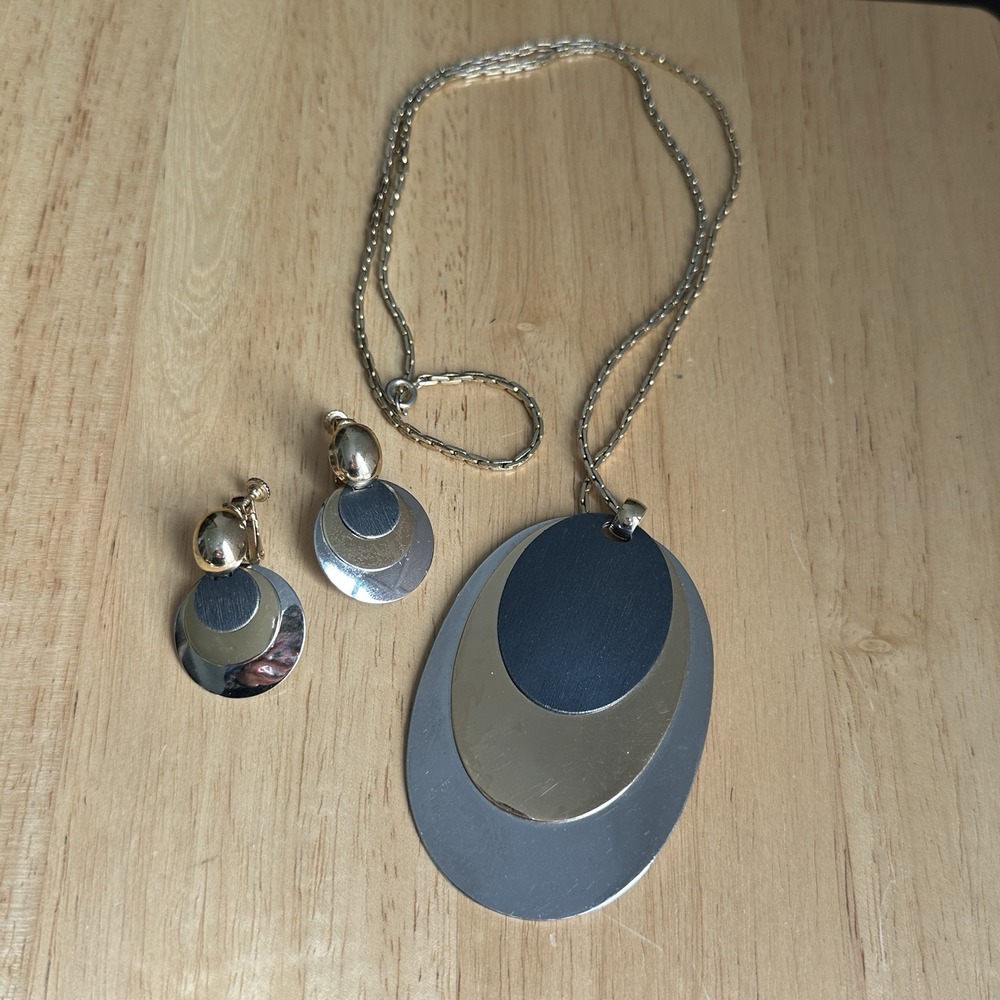 VTG Napier Statement Pendant Necklace 28 Inch Matching Earrings Modernist Metal‎